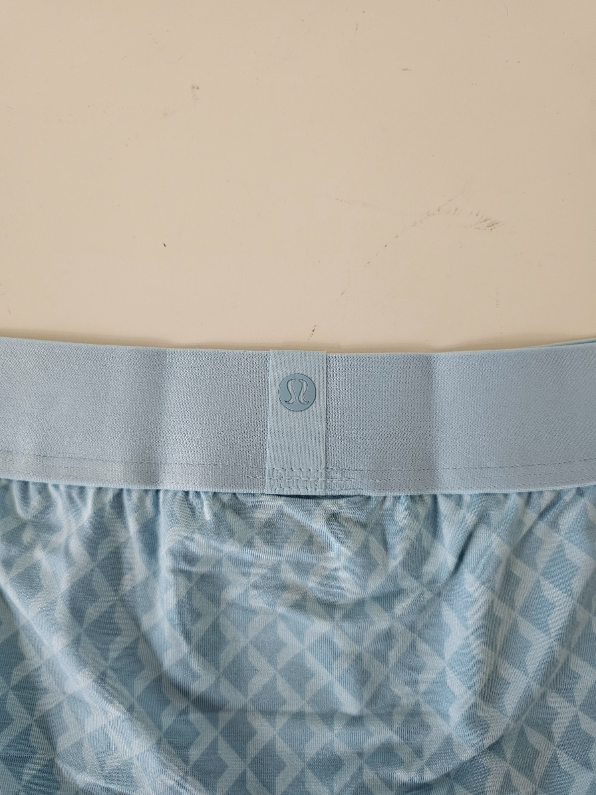NIB LULULEMON Blue Grey Navy Ivory Always In Motion Boxer Brief 5″ Medium 5-Pack