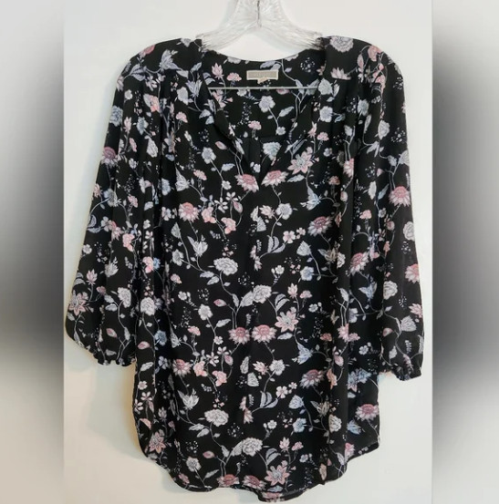 Pleione V-Neck‎ Floral Blouse Women’s Medium