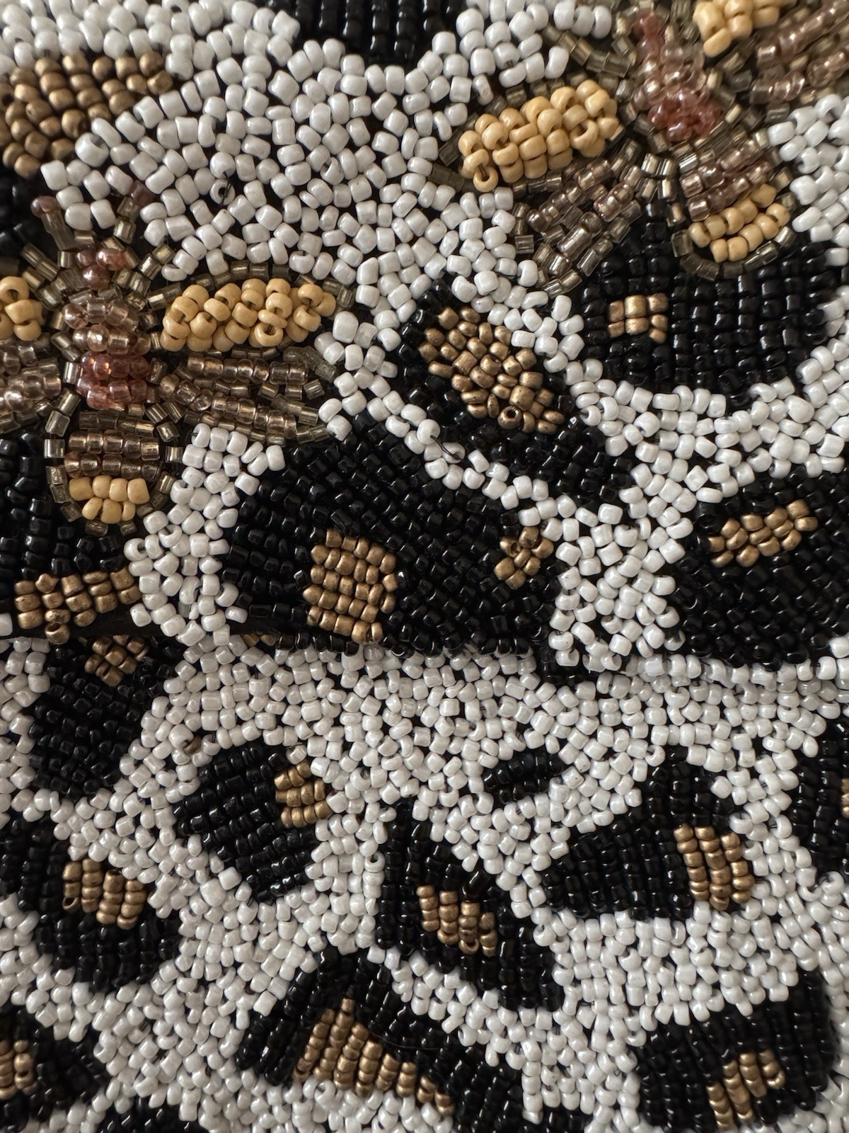 Made in India Beaded Leopard & Bee Design Gold Chain Crossbody Purse Bag Viral