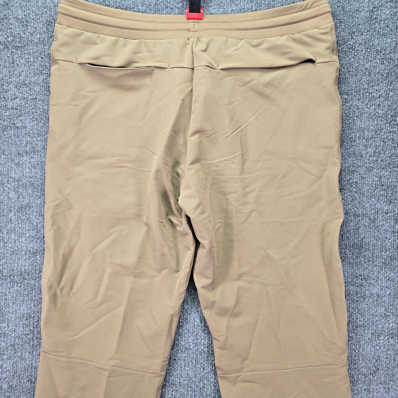 UNRL Apex Pants Mens Large Tall Desert Khaki Chino Performance Drawstring Gym