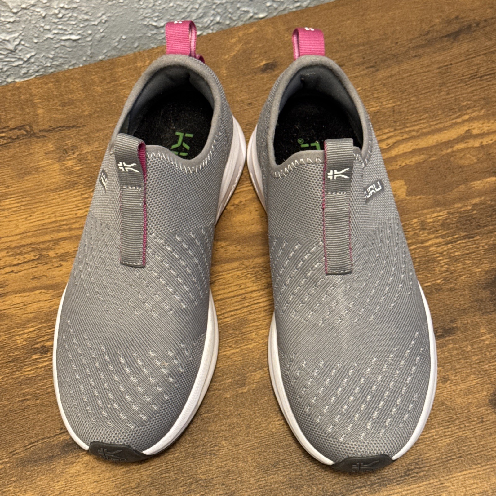 Kuru Atom Slip On 7 Gray Pink Shoes Sneakers Women’s