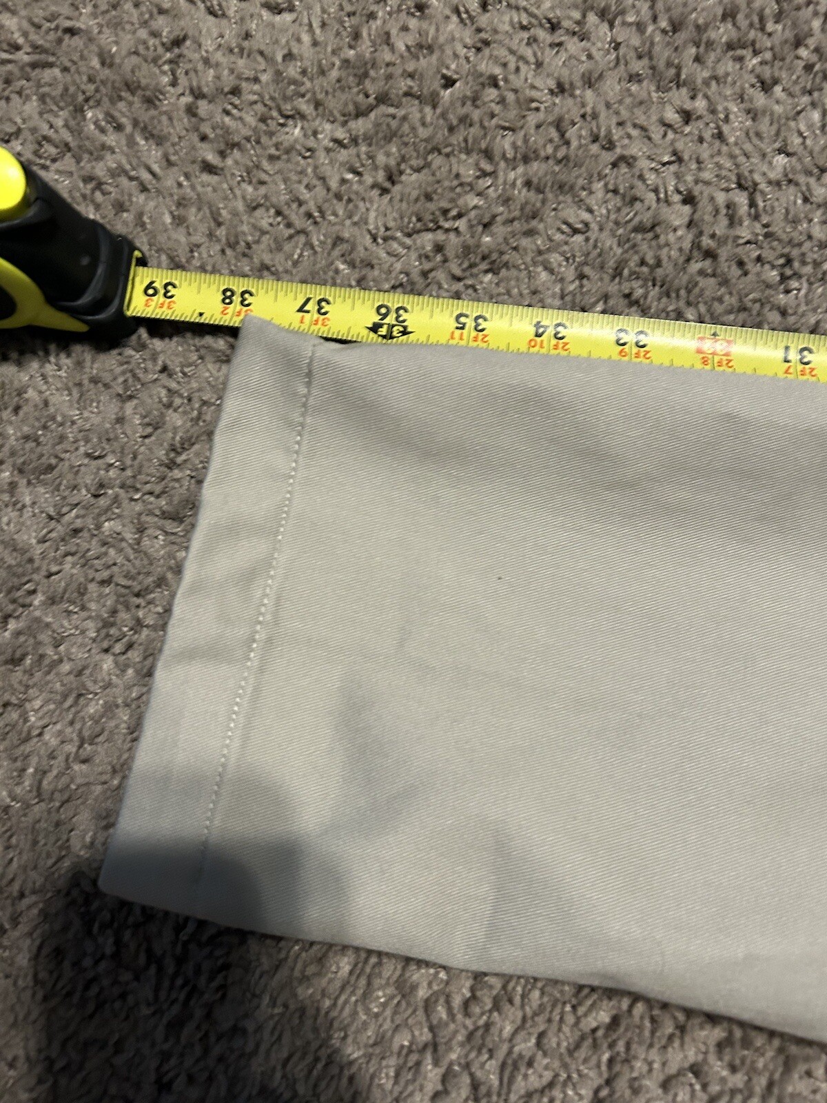 NWT IZOD Men’s American Chino 30WX29L Slim Fit Pants! 59.5$MSRP! MEASURMENTS