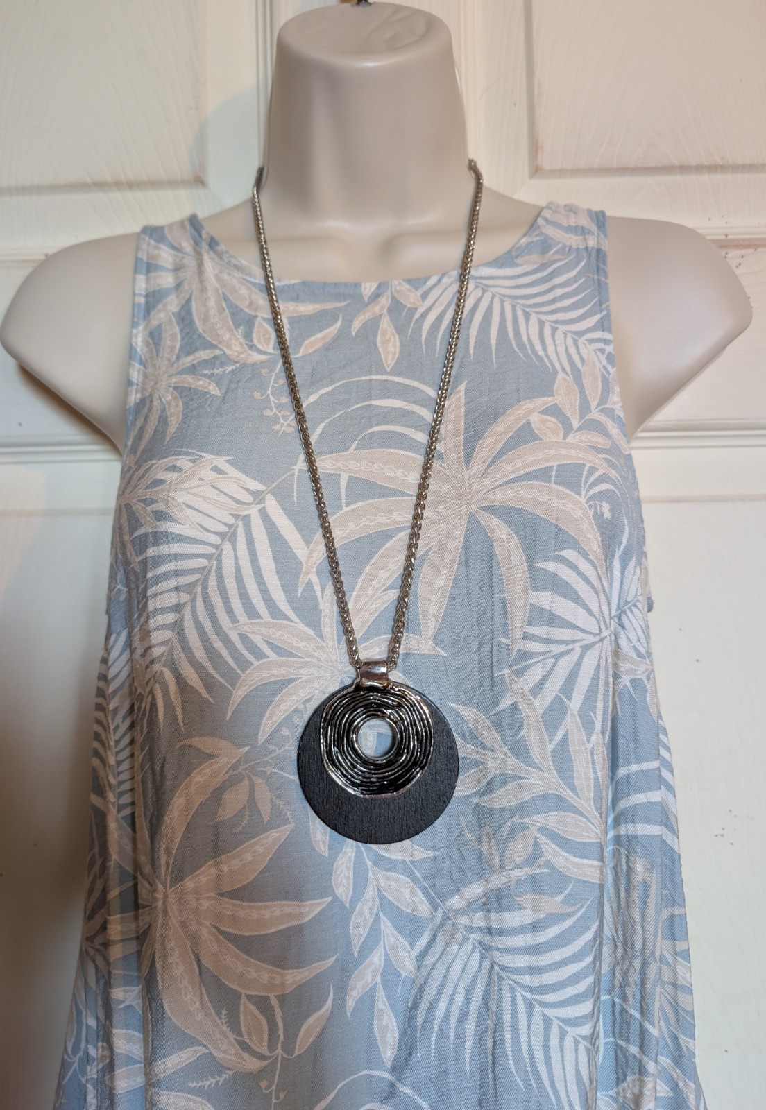 Boho lagenlook lightweight fabric palm print maxi dress sz 8 Holidays Summer