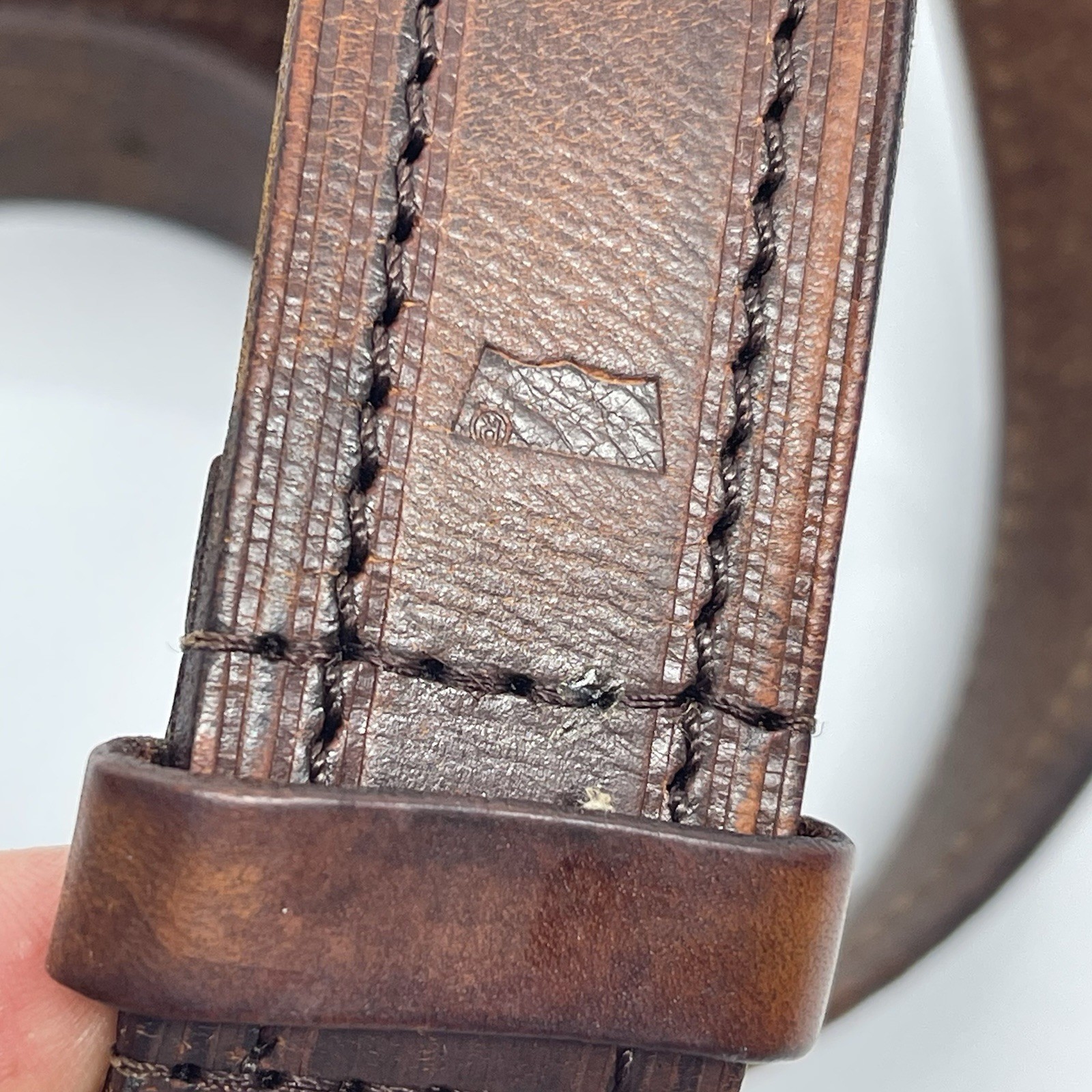 Levi’s Men’s 38 Brown Genuine Leather Belt 1.25” Wide Casual Stitched Edge