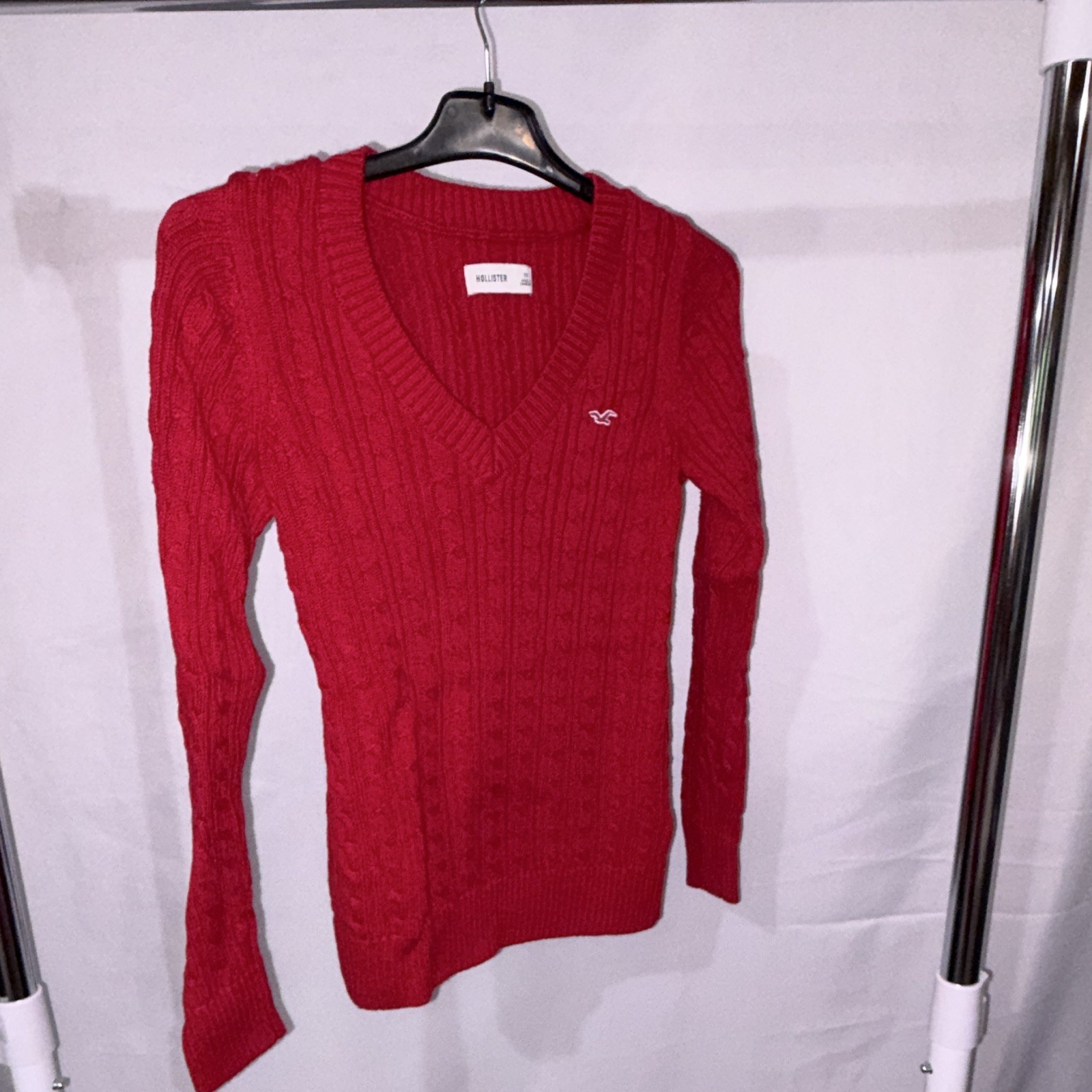 Hollister Women’s Red Cable-Knit V-Neck Pullover Sweater Long Sleeve XS