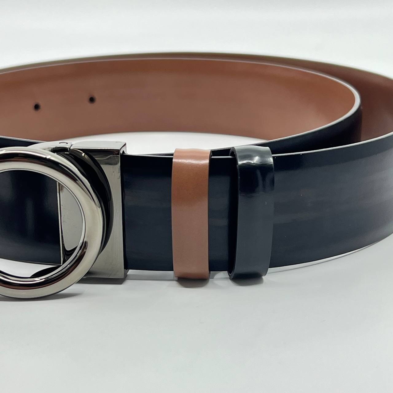 Authentic SALVATORE FERRAGAMO men’s patent leather belt black brown reversible