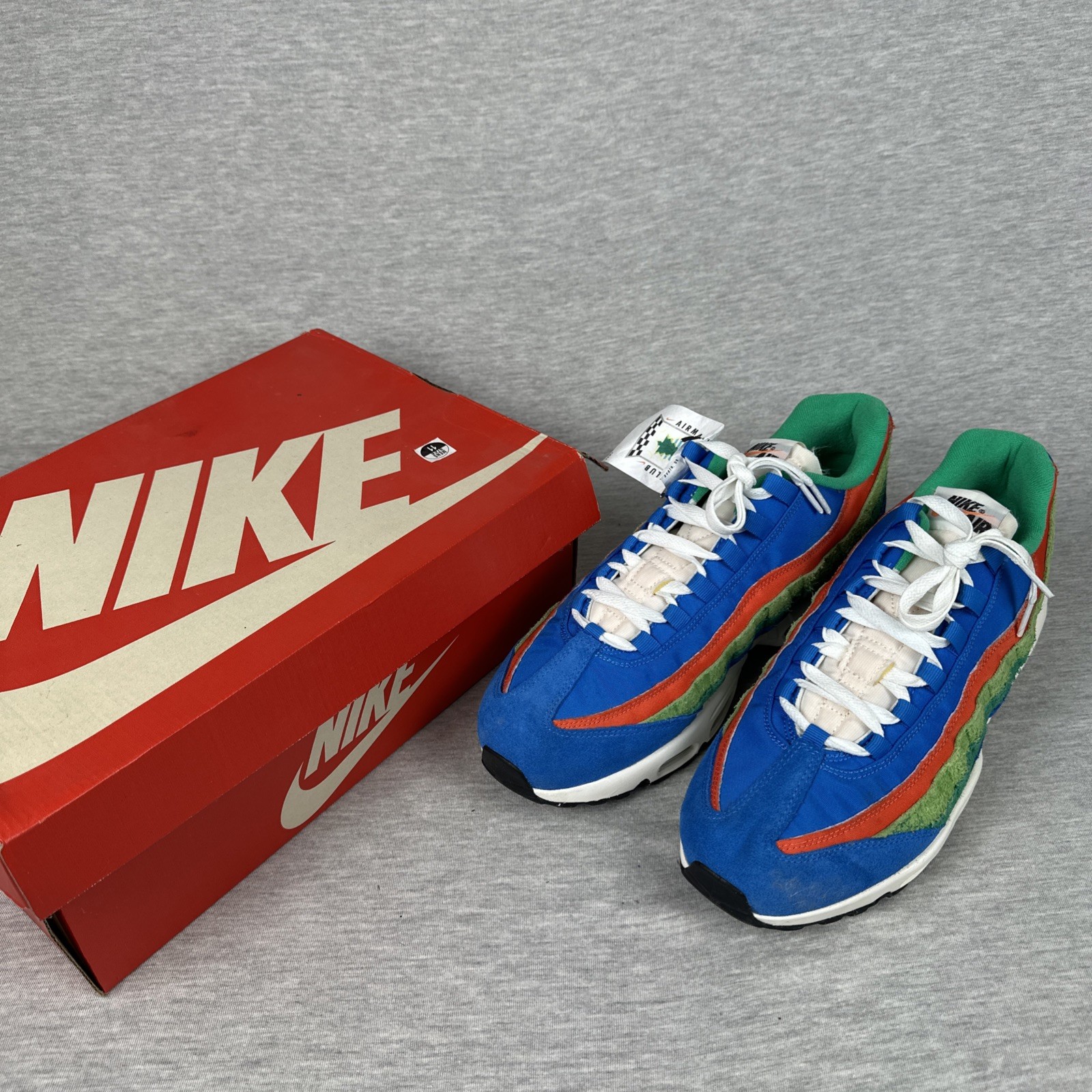 Nike Air Max 95 SE Sneakers Size 11 Blue Black Green DH2718-400