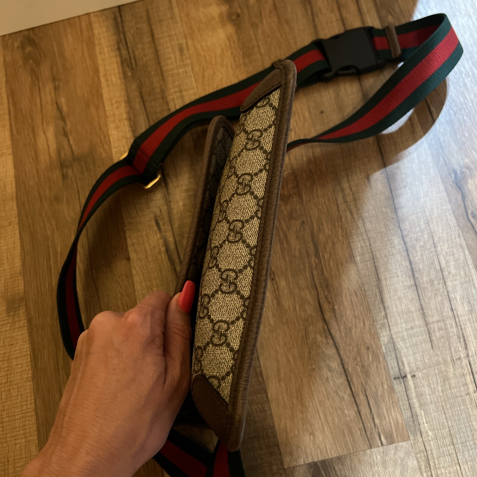 Gucci GG Supreme canvas belt bag