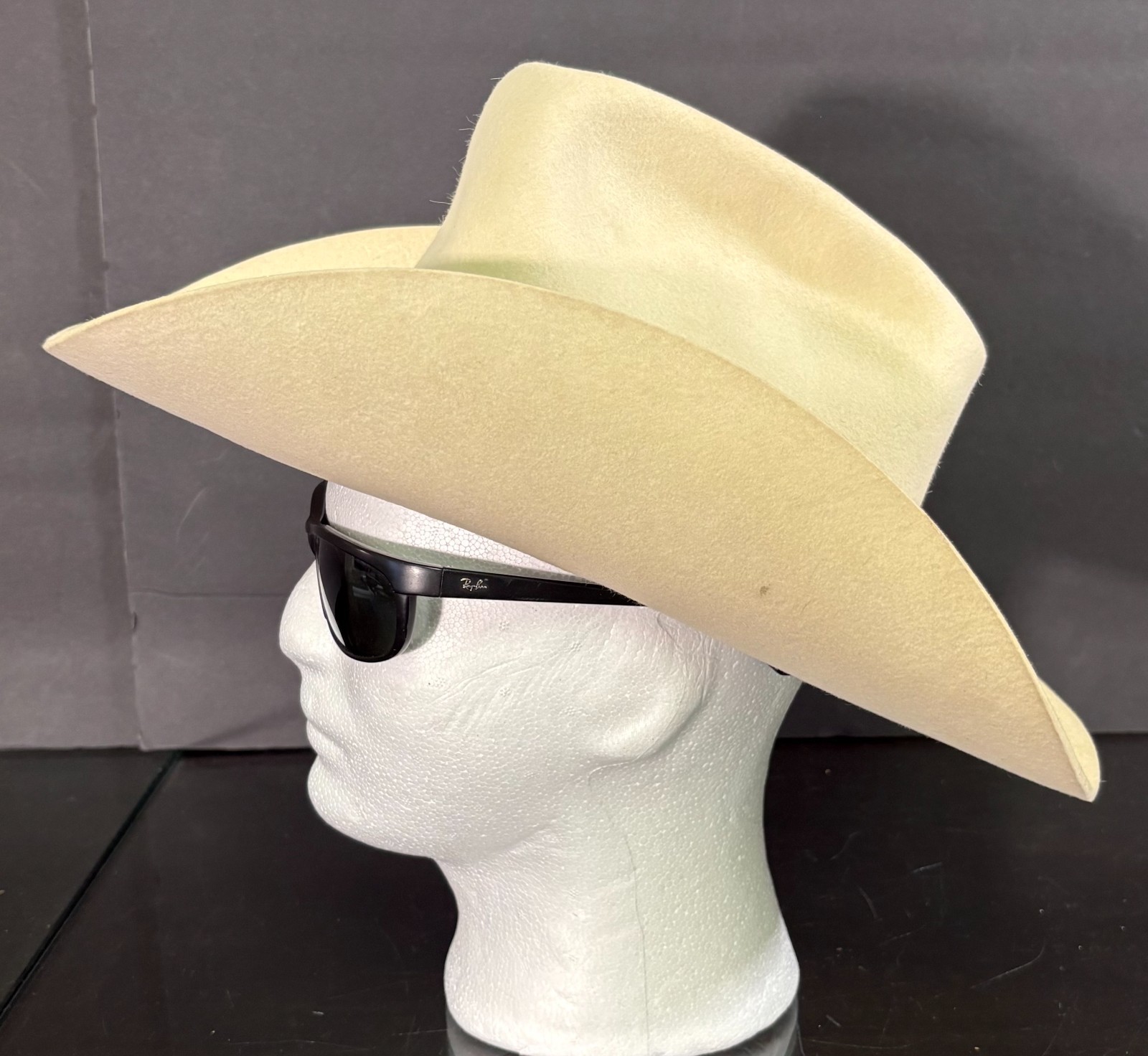 Vtg Bailey 25X Beaver 6 7/8 Quarter Horse Cowboy Hat 3-1/2″ Brim Feather White