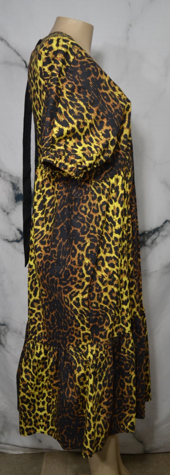 TOPSHOP Black Brown Yellow Animal Print Dress US 8 V Neck Front Back Short Slvs