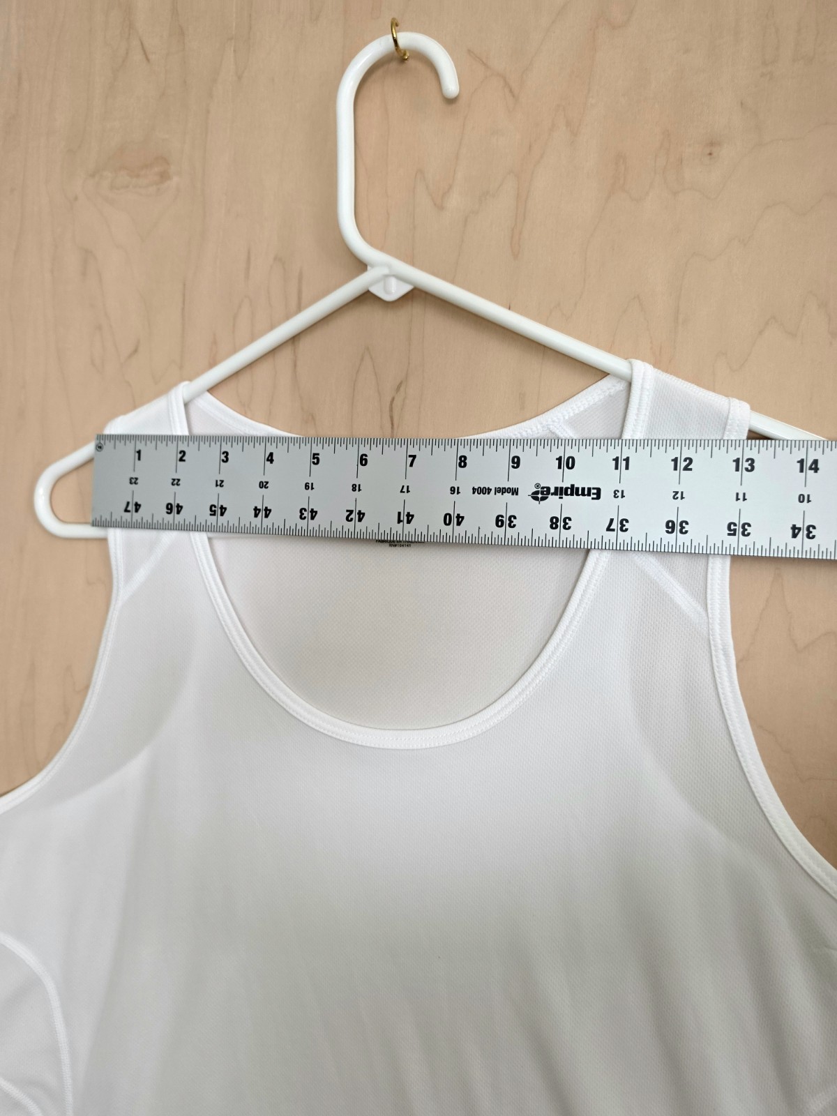 Reebok Women’s Athletic Tank Top White Size XL Play Dry Racerback Activewear Gym