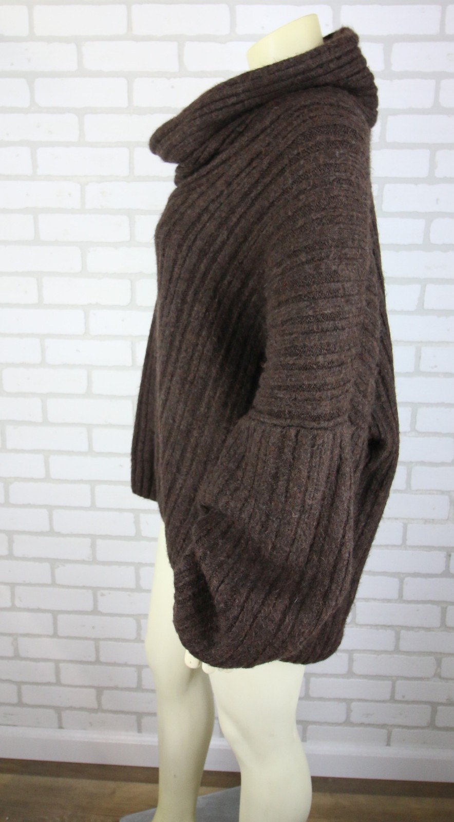 Source Unknown Becca Oversized High Roll Knit Pullover Womens OS Brown $240