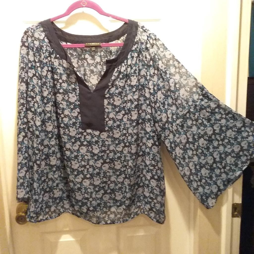 LANE BRYANT shirt – top – semi sheer – angel wing sleeves – floral – size 18 20