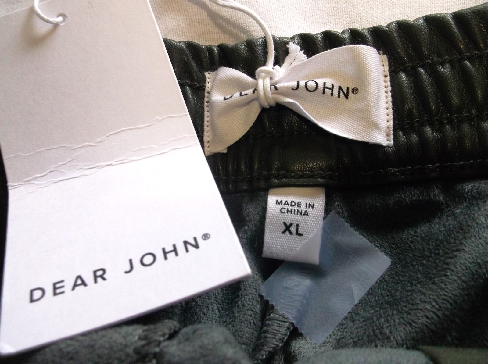 $49 DEAR JOHN 100% Vegan Leather Pants Women Sz XL NWT Pockets Elastic Waist