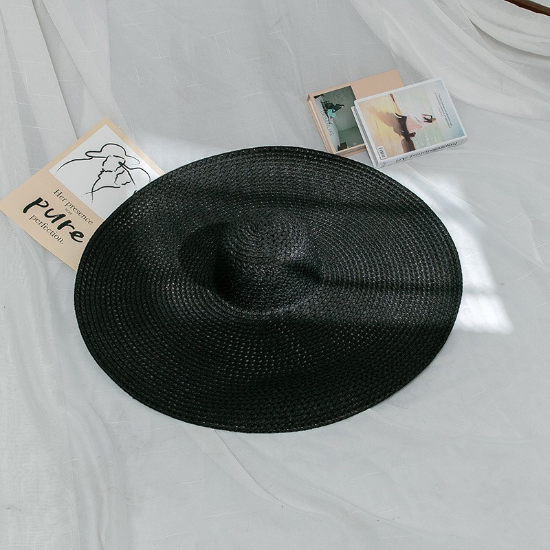 Women’s Straw Woven Beach Hat With Oversized Eaves