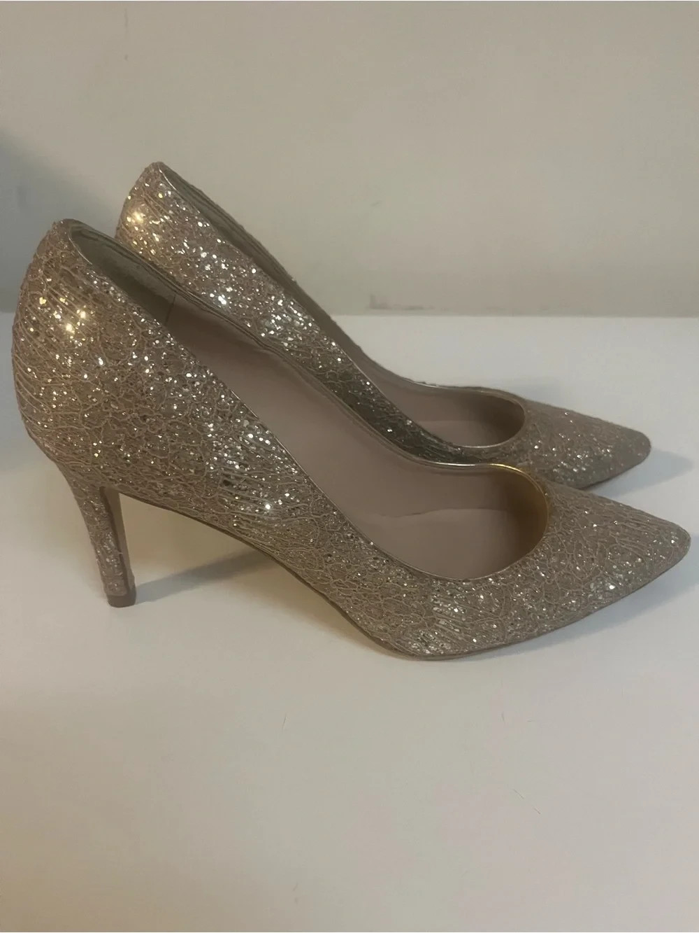 L.K. Bennett Gold Metallic Pointed Toe Heel Women’s SZ 40/9US. 3.5in heel NWOT