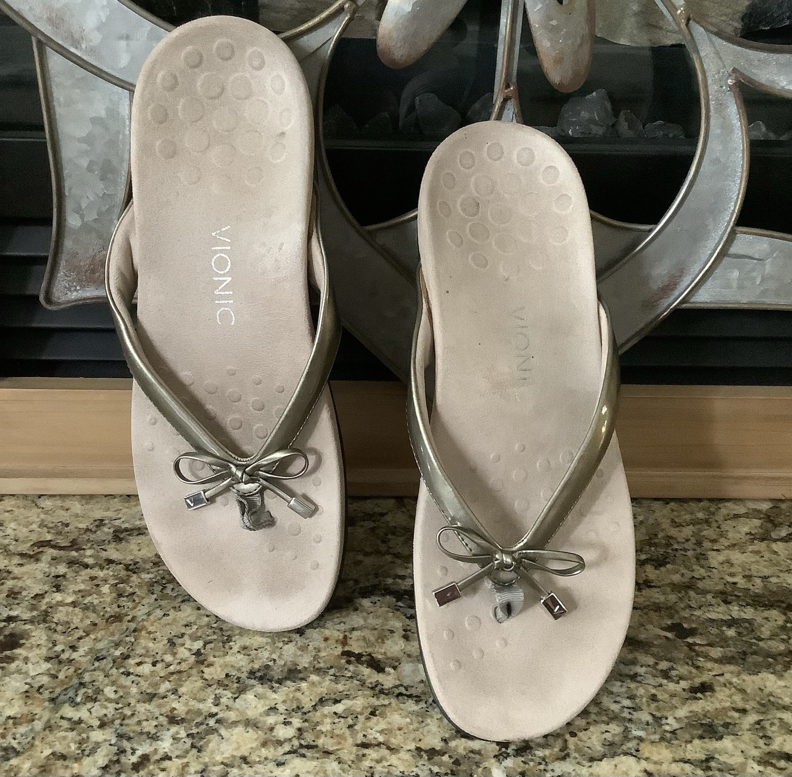 Vionic Bella II Pewter Orthotic Bow Tie Sandals Womens Size 10
