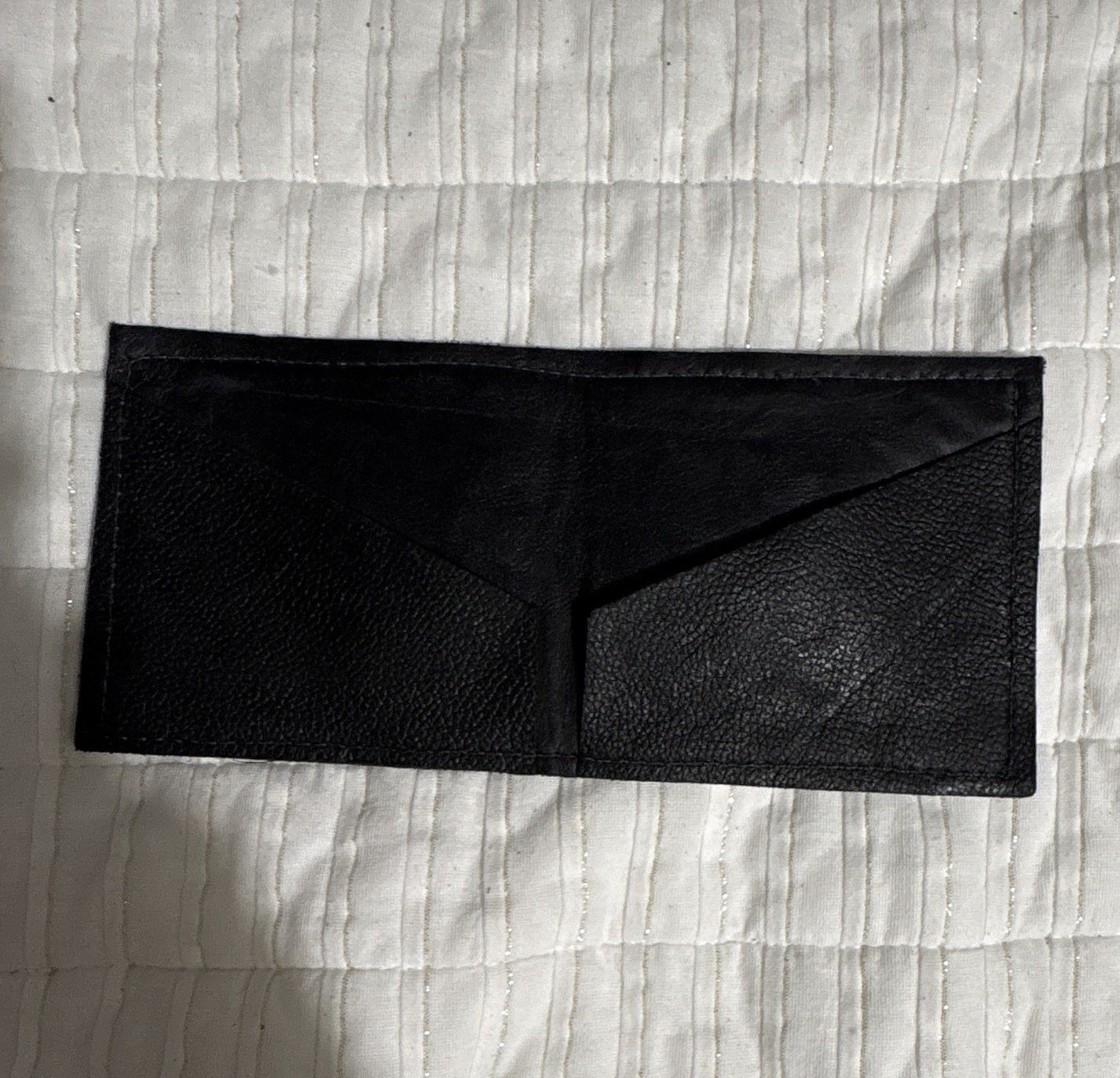 Men’s Black Solid Bifold Wallet, Folding Billfold Style Men’s Wallet