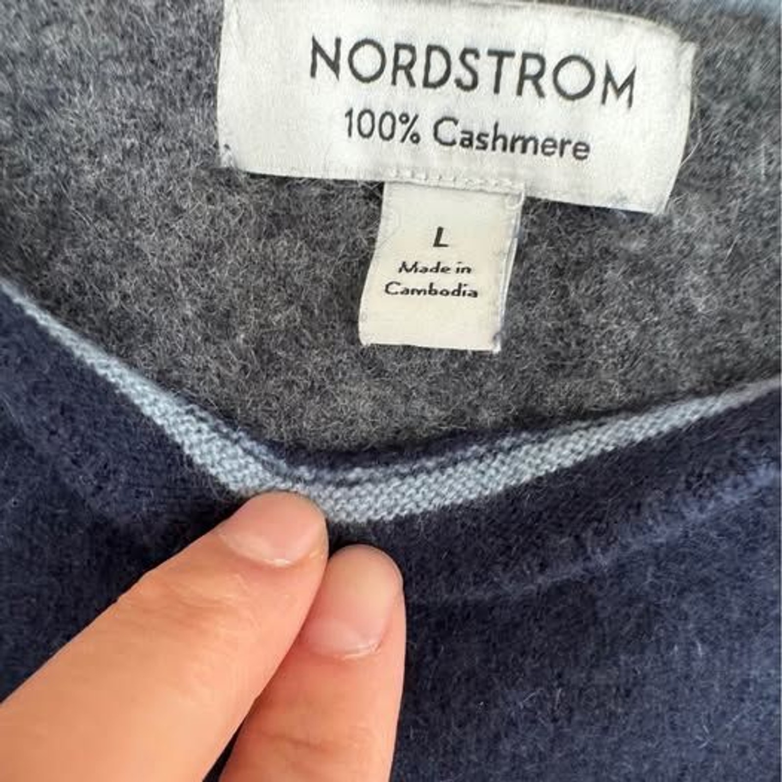 Nordstrom 100% Cashmere Long Sleeve Soft Luxury Knit Sweater Navy Gray Size L