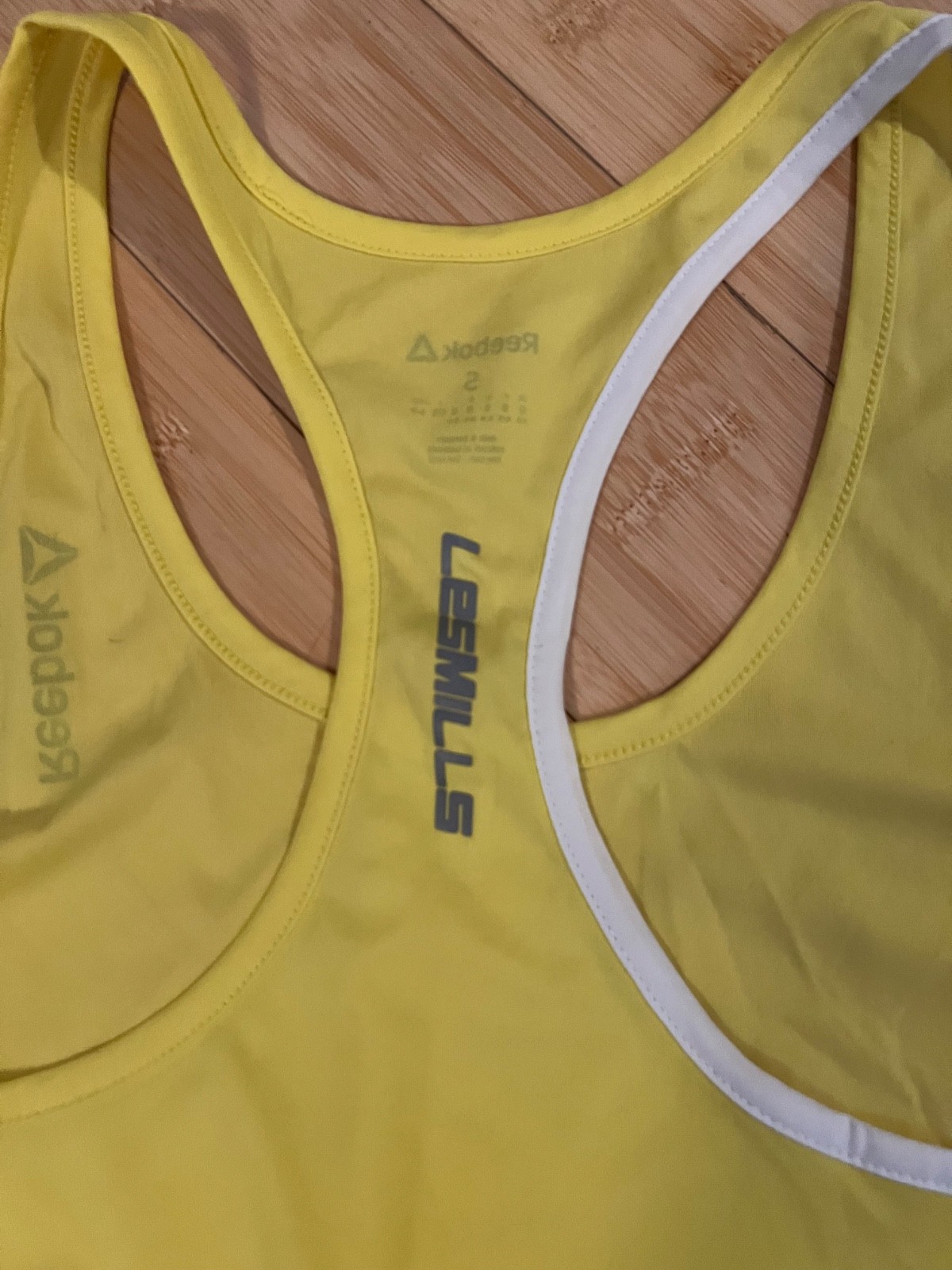 Reebok les mills size S shirts (4)