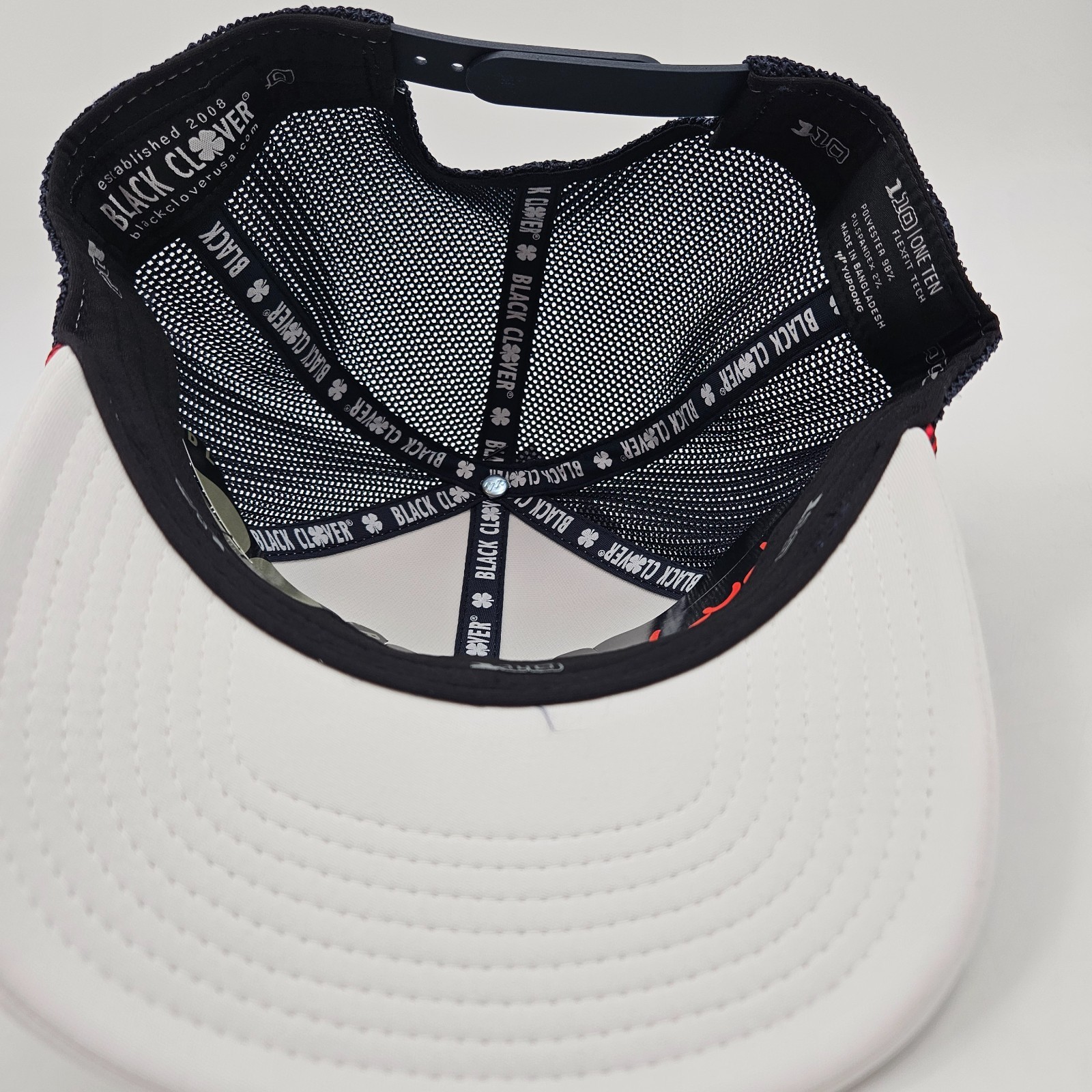 Black Clover Loyal Hat White Navy Snapback Mesh Flexfit Tech 110 American NEW