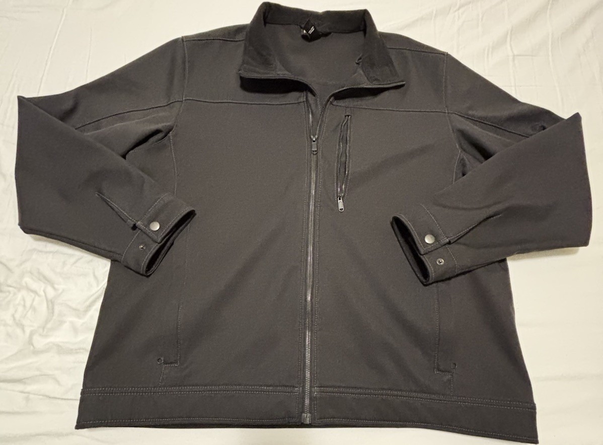 Men’s Kirkland Signature Fleece-Lined Softshell Hooded Jacket XL Black