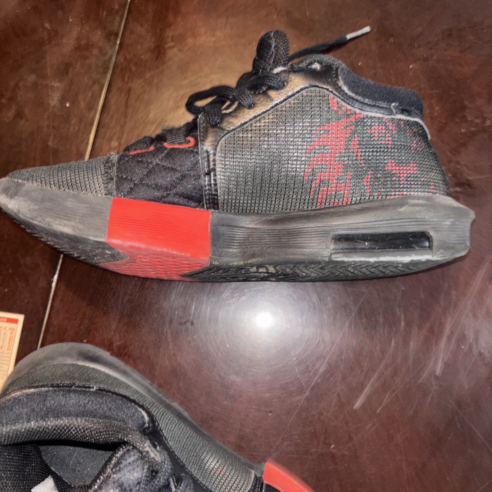 LeBron Witness 8 A Bit Worn OFFERS WILL CONSIDER