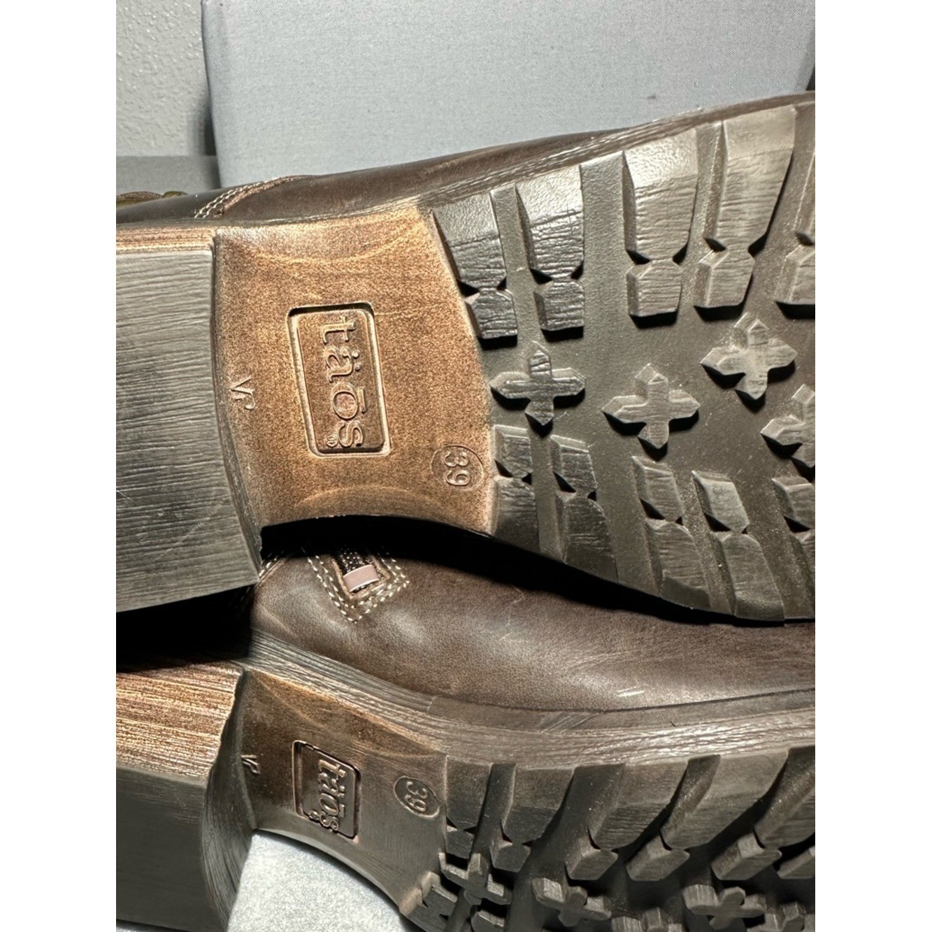 Taos “Crave” women’s boots
