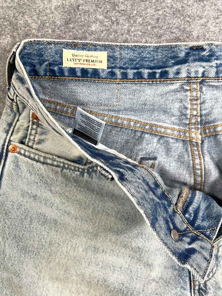 Levis 555 Relaxed Straight Mens Size 30×32 Jeans NEW