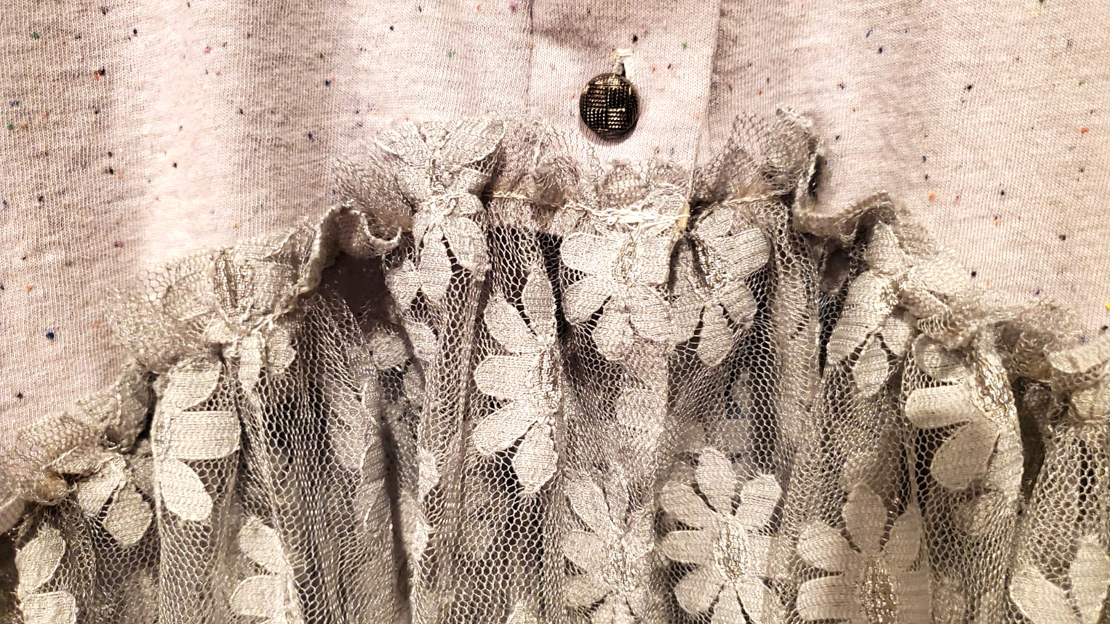 Nick & Mo Anthropologie Womens Blouse Gray Top Floral Lace Kimono Sleeve Medium