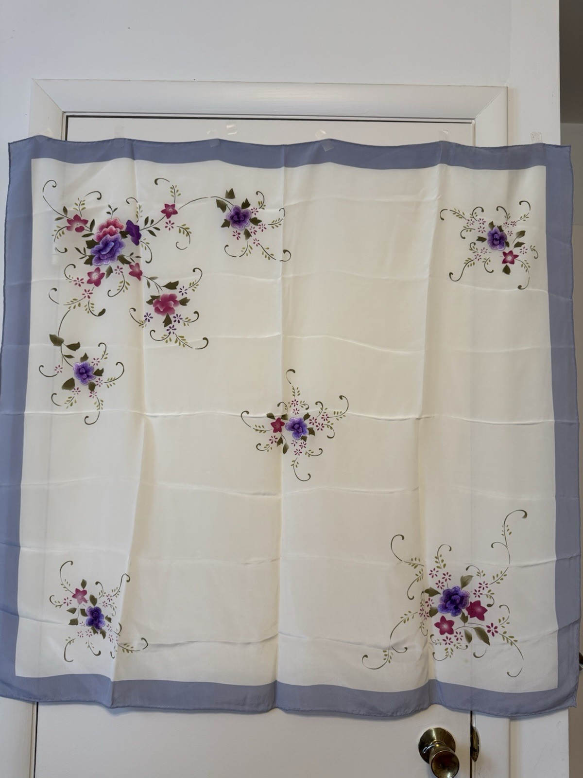 SILK Large Floral Scarf 40×40 Inches Embroidered Gray Purple White Stunning