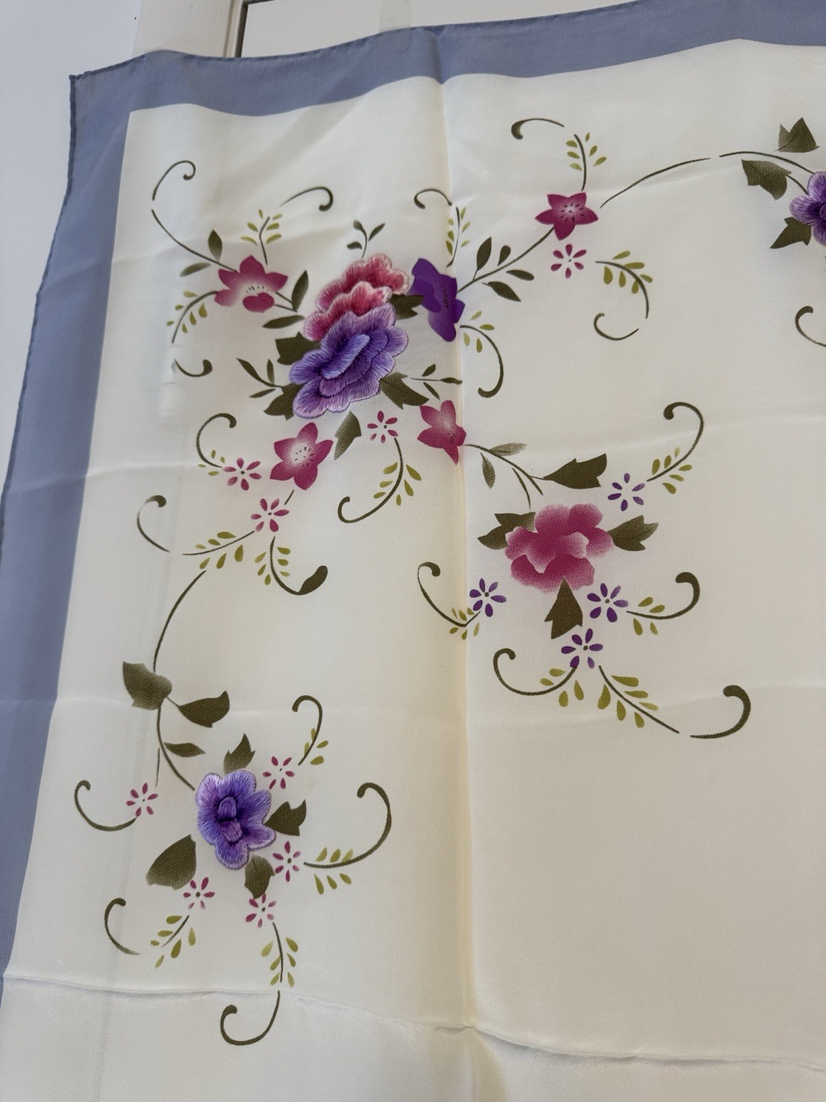 SILK Large Floral Scarf 40×40 Inches Embroidered Gray Purple White Stunning