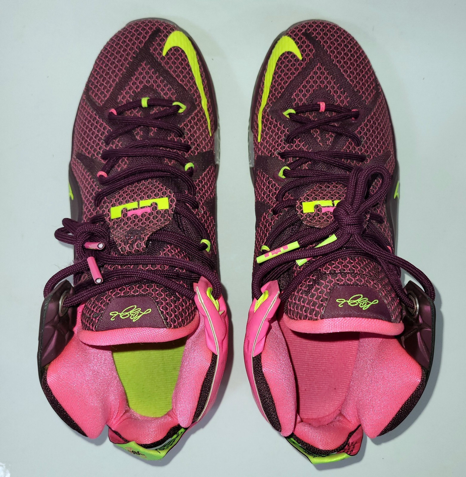 Size 9.5 – Nike LeBron 12 ‘Double Helix’