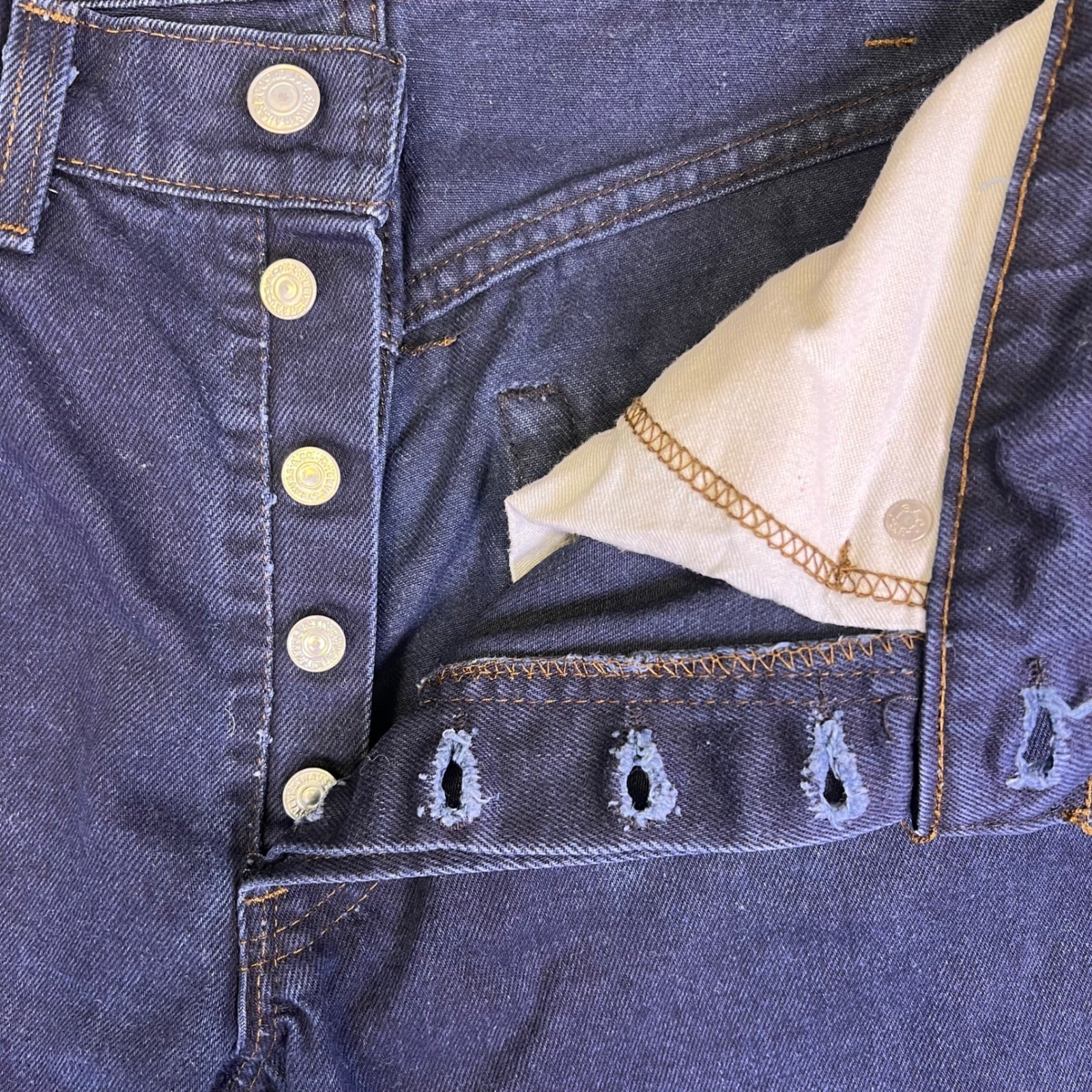 VTG 80s Levis 502 055B Jeans 32×32 Raw Indigo Denim Button Fly Red Tab Leather