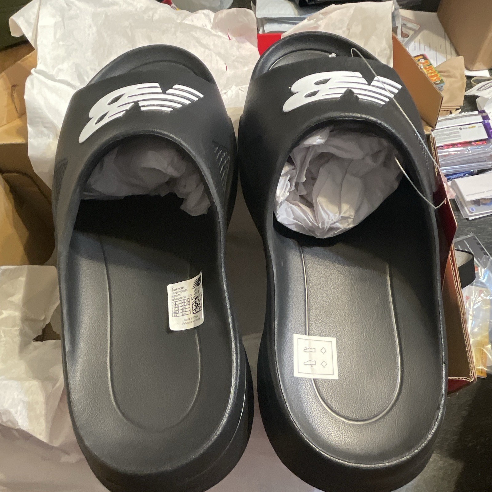 New Balance FuelCell Men’s Slide SL Sandals Black Comfort Logo US 12 D SMFFCB1