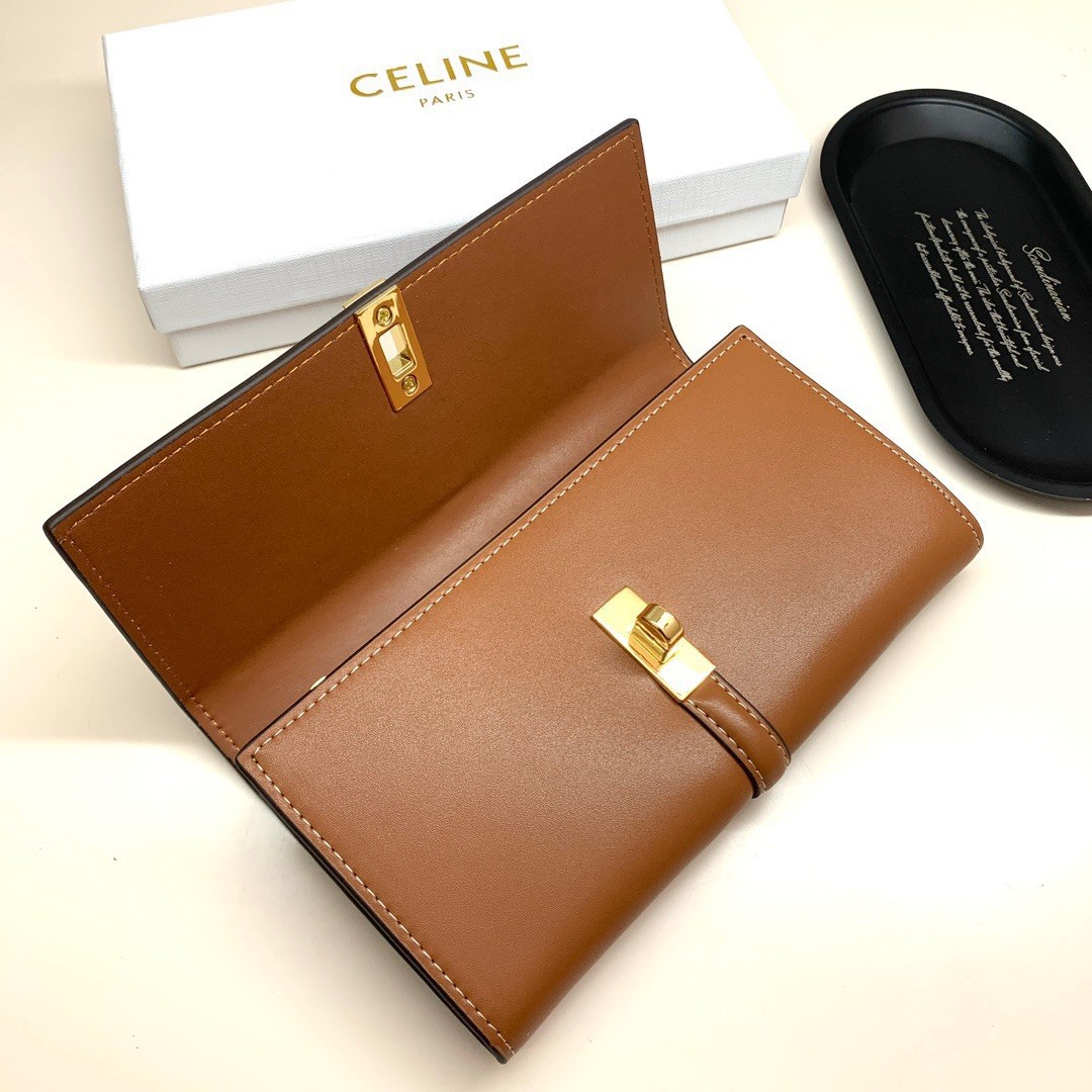 CELINE Caramel Solid Wallet Gold Logo Clasp Zipper Poker Credit Card Holder