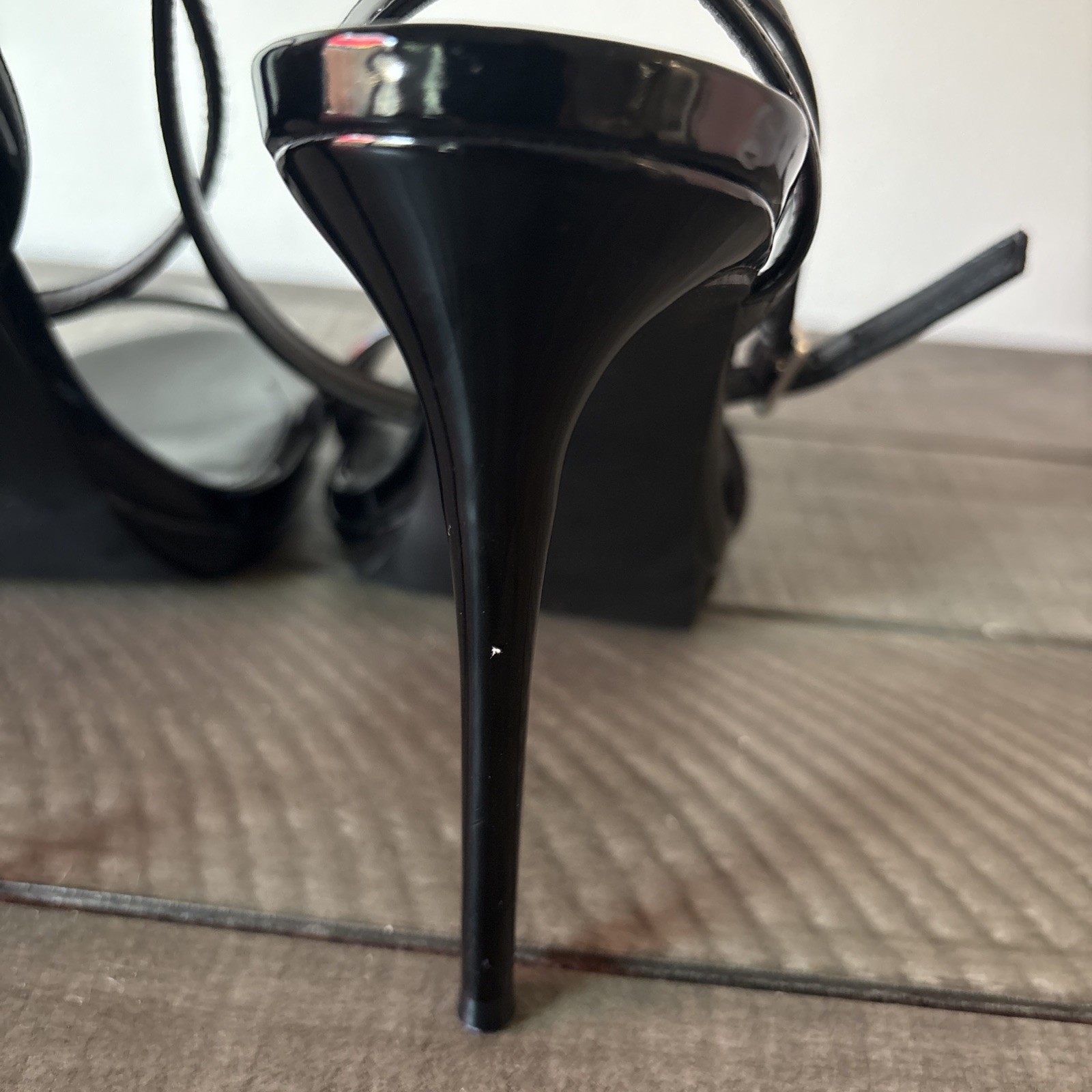 Steve Madden Wafer 4.5 inch High Heel Open Ankle Strap Stiletto – Black Size 7