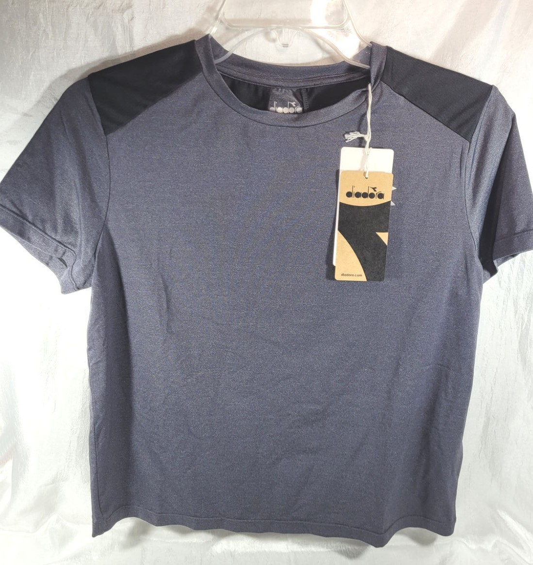 Diadora Women’s L. Short Sleeve Tech T-Shirt – Gray/Black Size XS (US XXS) – $55