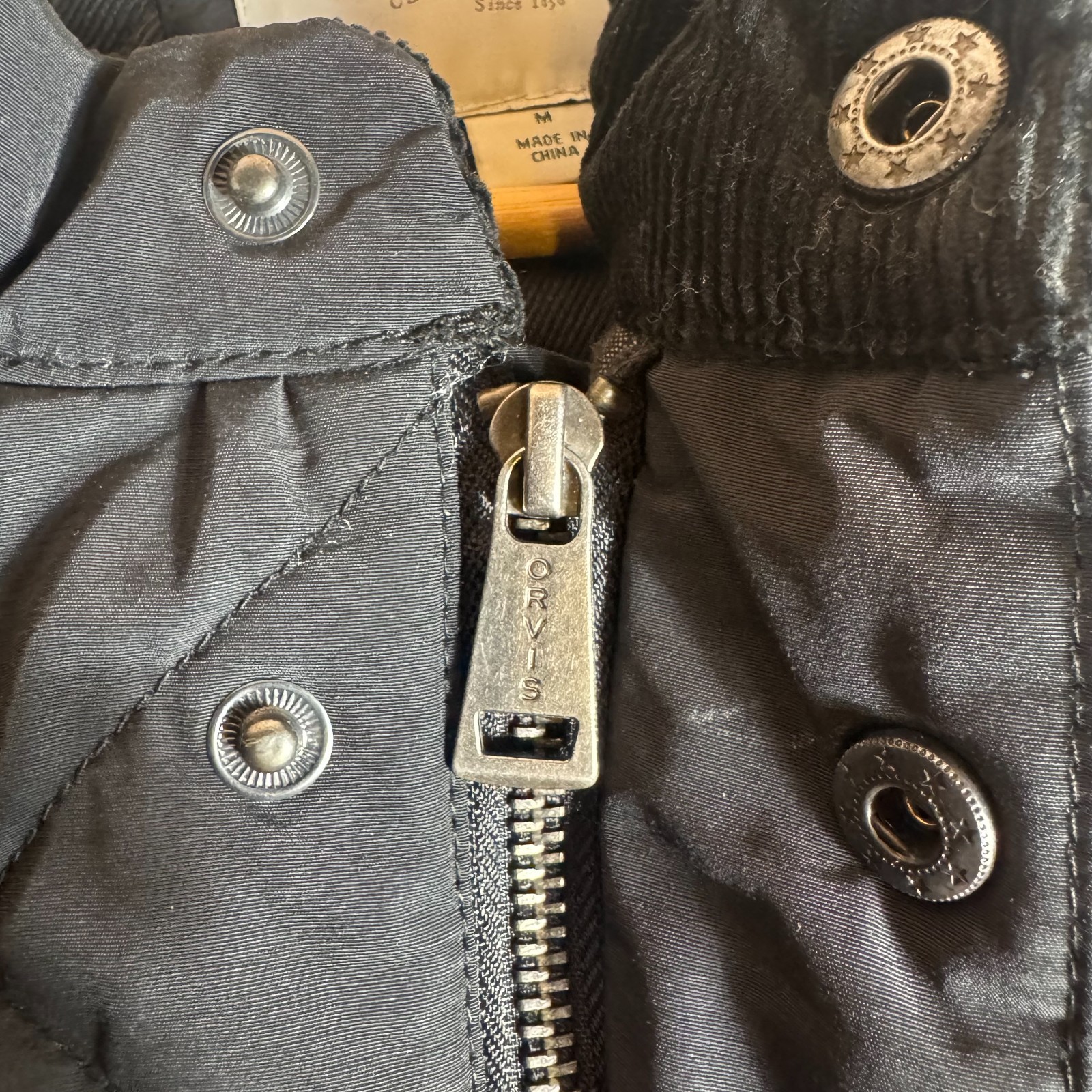 Orvis Quilted Field Jacket Black Diamond Quilt Snap Zip Coat Mens Medium