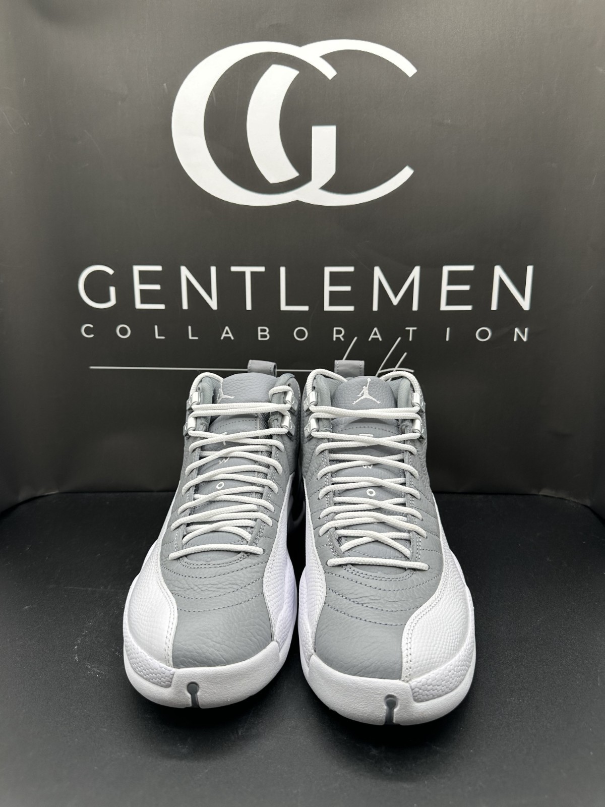 Size 9.5 – Jordan 12 Stealth 2022