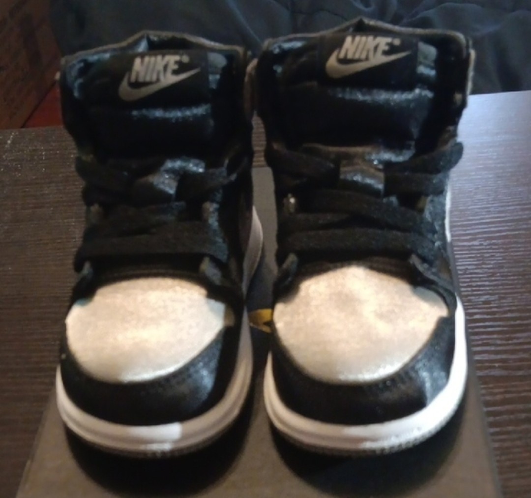 Jordan 1 Retro High OG Satin Shadow (TD) Kids 5c NWBOX