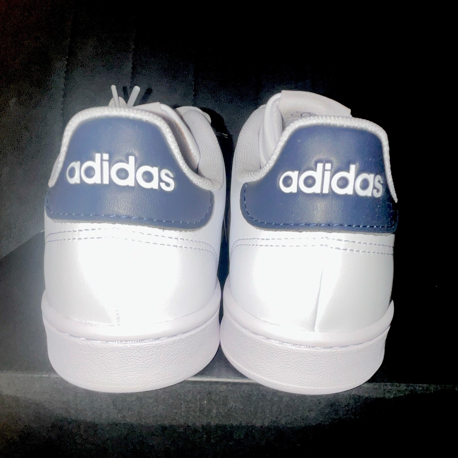 Adidas Advantage White Legend Ink Leather Low Top Men’s Sneakers Size 9 7GZ5299