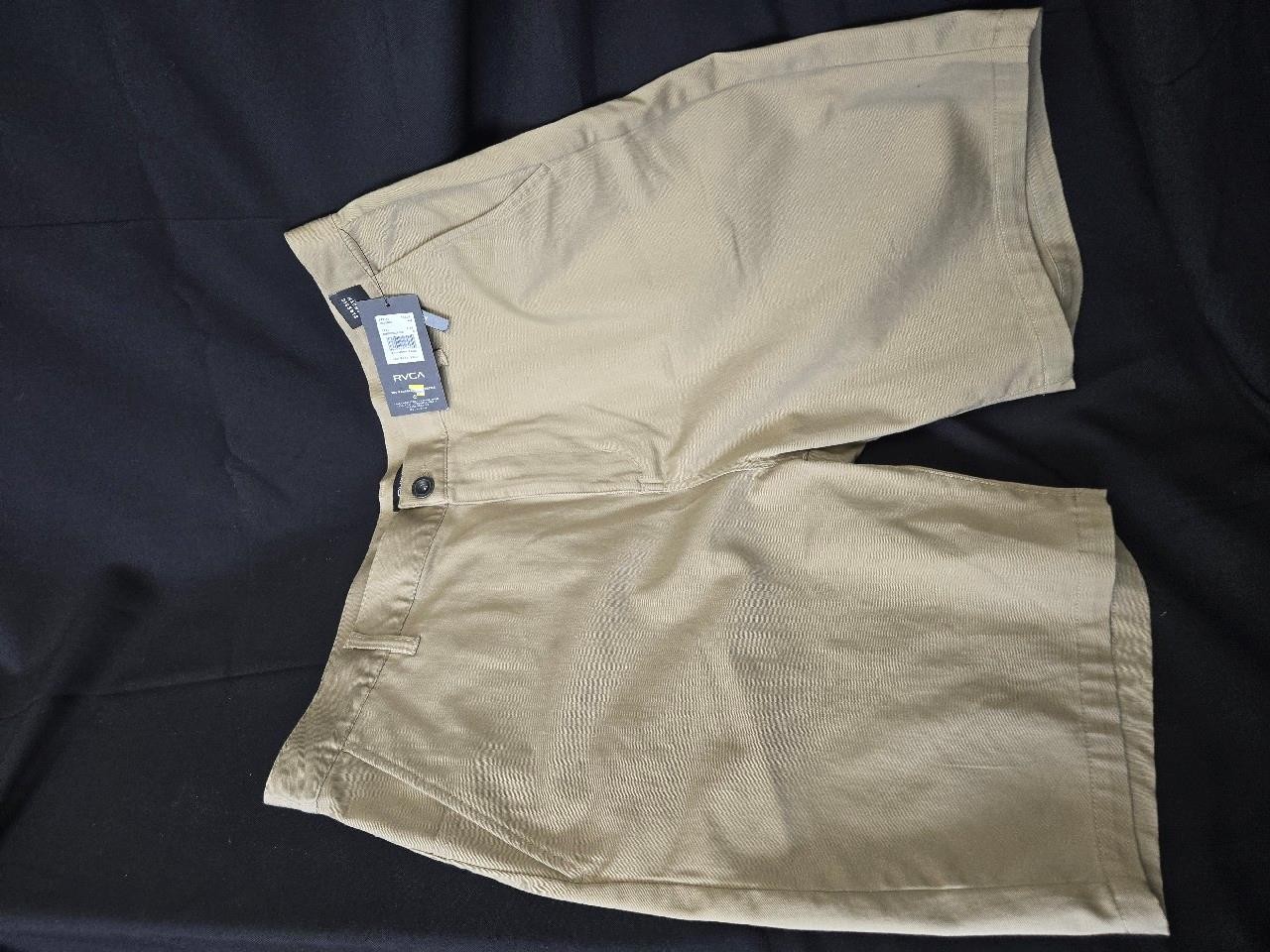 .= RVCA Men Shorts Weekend Stretch Tan Khaki Size 40″ Waist Classic Length 20″