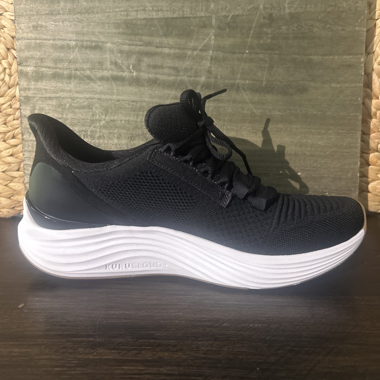 Kuru Atom 2 Womens Size 9 M Black Athletic Running Walking Sneakers Flawed
