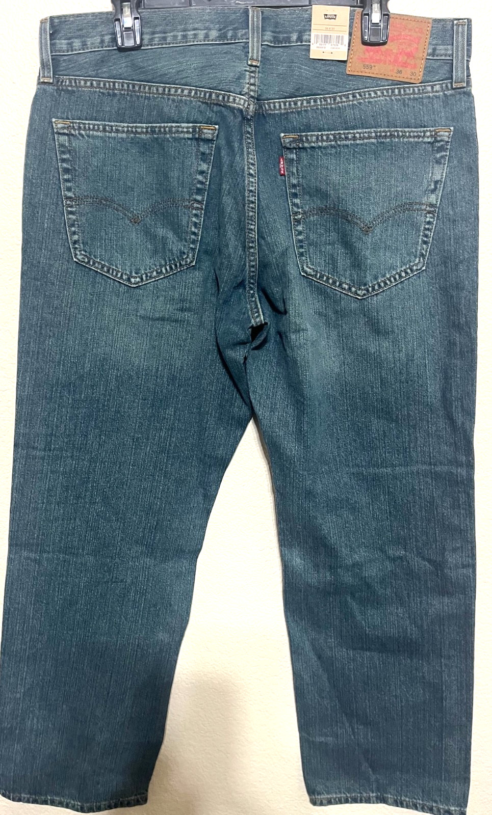 NWT MEN LEVI’S 559 0733 RELAXED STRAIGHT 100% COTTON SET @ WAIST BLUE JEANS PANT