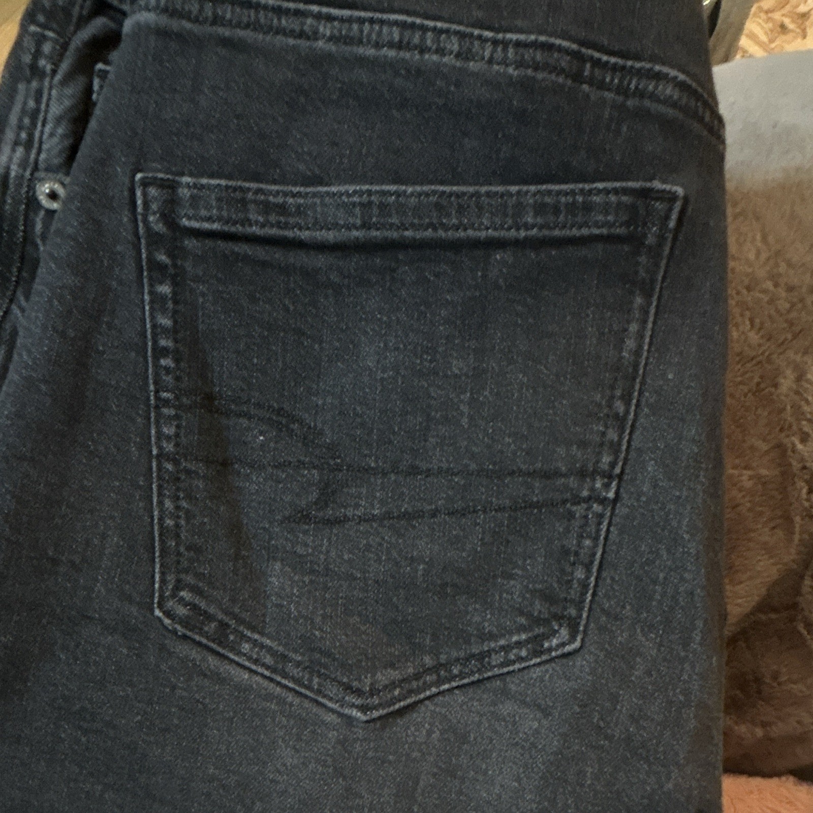 American Eagle Outfitters Mom Jeans Women’s 8 Black Dark Wash Regular Stretch