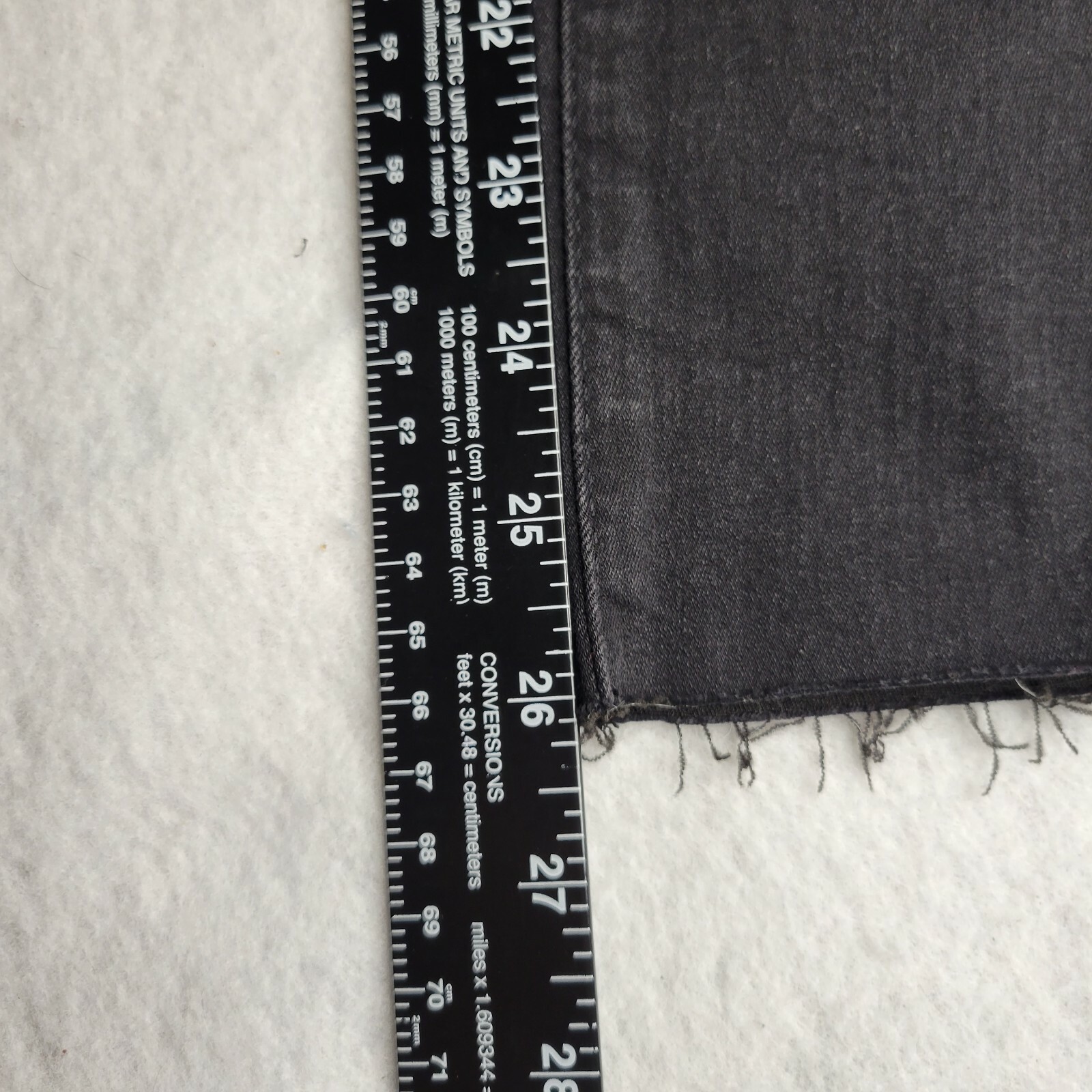 FREE PEOPLE Easy Goes It Pull-On Jeans Sz 24 Black Stretch Raw Hem Jeggings