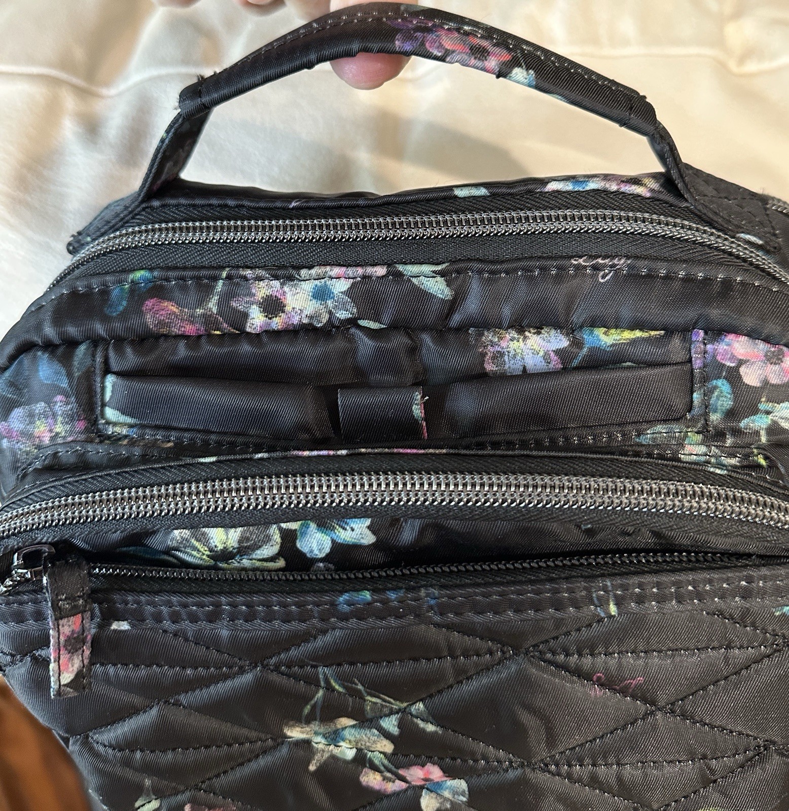 Lug Compass Black Bouquet Floral Medium Organizer RFID Convert Crossbody Bag BK