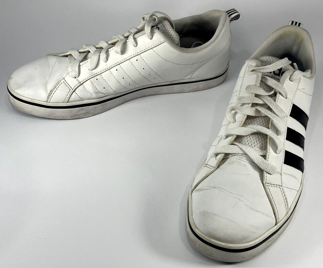Adidas – Men’s VS Pace Sneakers Shoes AW4594 – 8-1/2 – White & Black – DoM 07/19