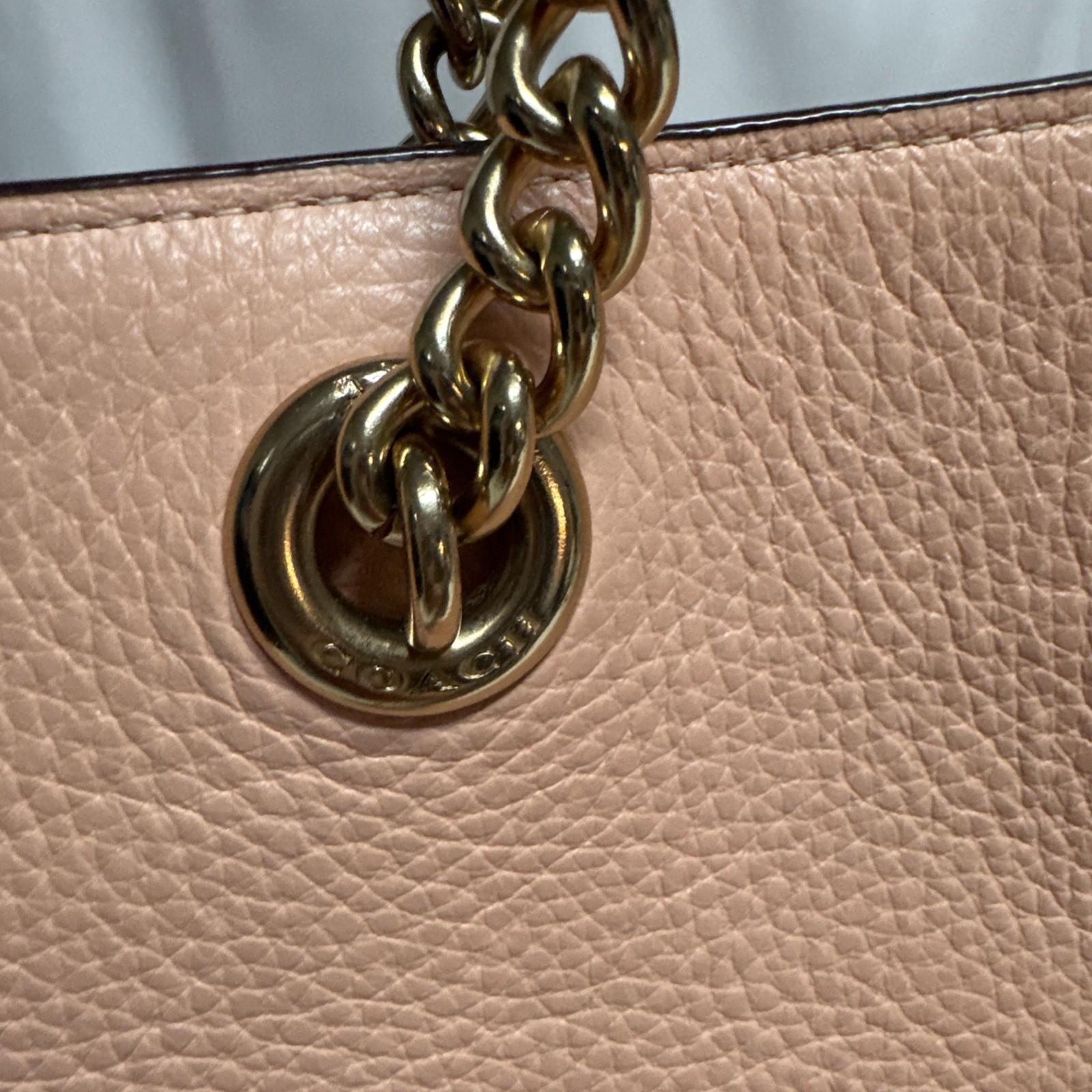 Coach Ava Chain Tote . 100% Genuine Coach Handbag Used Peach Pink